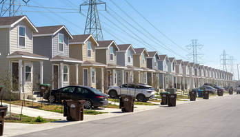 'A Grande Compressão': economia transforma casas em cubículos (Josh Huskin/The New York Times - 13.02.2024)